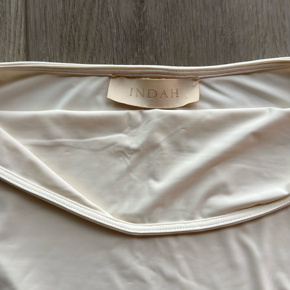 ‘Etra Top’ - Picture 3 of 7